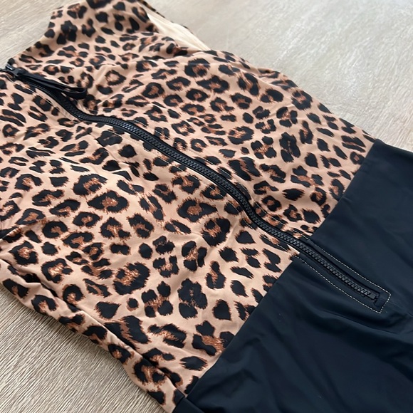 Summersalt the surf leopard Leo one piece swimsuit 6 - Picture 6 of 8